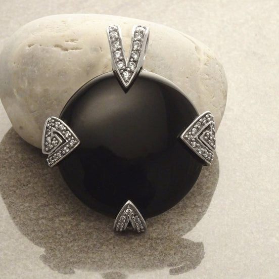 Statement Black Onyx Pendant, Sterling Silver, Round Black Onyx Gemstone Pendant, Retro Art Deco Jewelry, Cocktail Necklace, Vintage Gift
