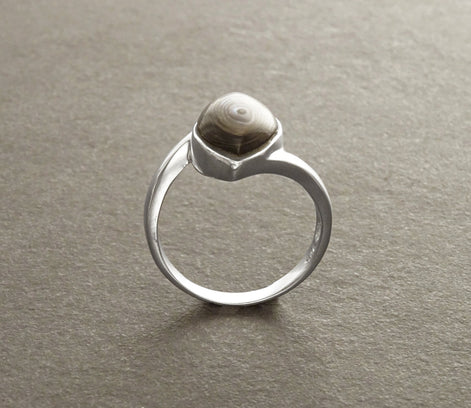 Abalone Bypass Ring - Paua Shell Ring, Sterling Silver, Oval Ring, Genuine Abalone, green blue color, oval stone, Almond shape, oval stone