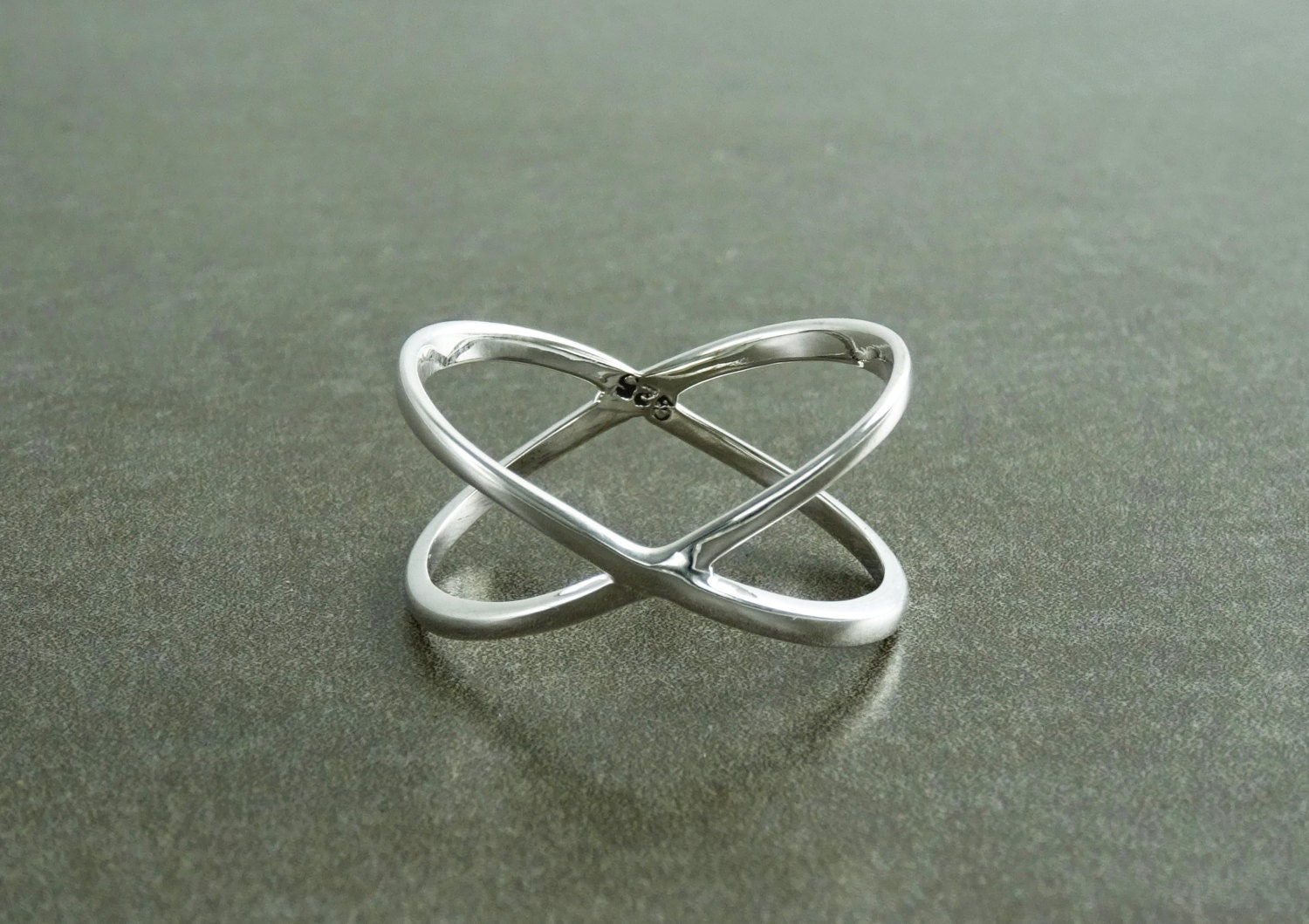 Criss Cross Ring, Silver X Ring, Cross Ring, Popular X Ring, X-Ring, criss-cross ring, silver ring, statement X ring, women, popular ring