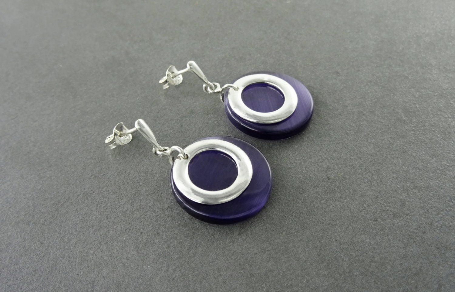 Purple Blue Stone Earrings, Violet Colour Discs, Sterling Silver 925,Geometric Round Circle Earrings, Modern Minimalist Dangle Earrings