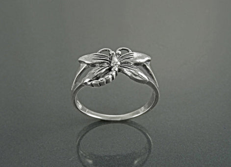 Dragonfly Ring, Sterling Silver, Boho Ring, Damselfly Ring, Flying Insect Ring, Nature Jewelry, Bugs Ring, Garden Bug ring, Dainty Jewelry