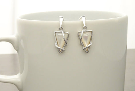 Mother of Pearl Pendant & Earrings Set by KRAMIKE • Sterling Silver with Geometric Design • Perfect for Elegant Daily Wear or Gifting •KS048