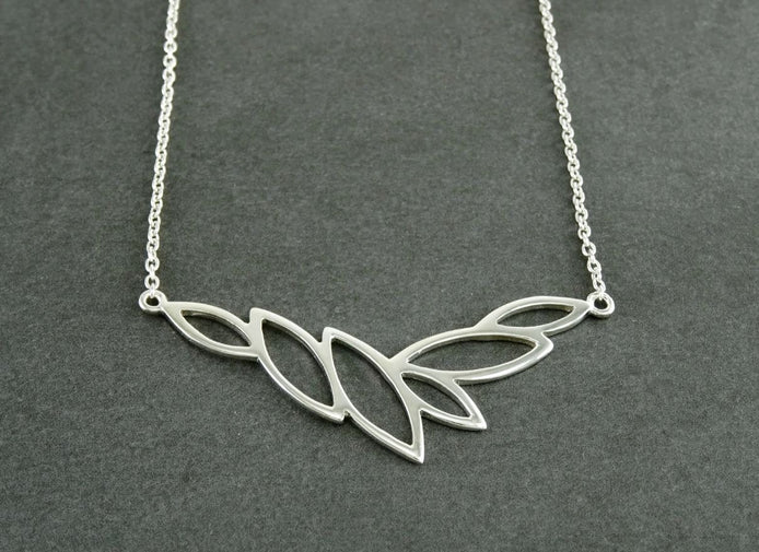 Leaves collar, Sterling Silver 925, Horizontal, Leaf Skeleton Necklace, Organic Nature gift for Woman, Jewelry, Foliage Choker,