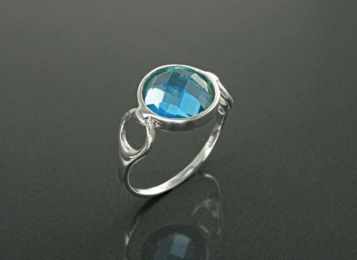 Blue Round Ring, Sterling Silver, Blue Aquamarine Color Stone (CZ), Faceted Round Cushion, Modern Ring, Unusual Original Setting,