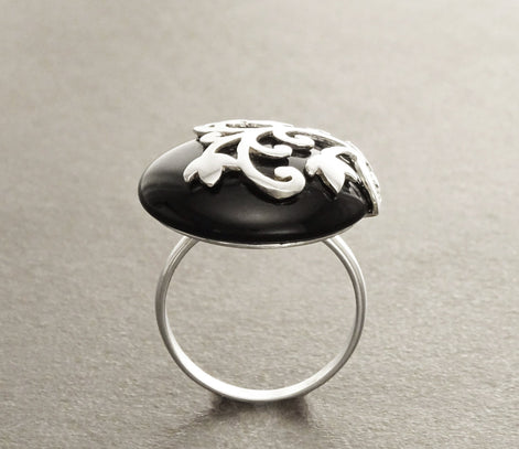 Black Onyx Ring - Flower filigree - Genuine Onyx - Art Nouveau Ring - Sterling Silver - shabby chic ring -Flower ring - Boho ring