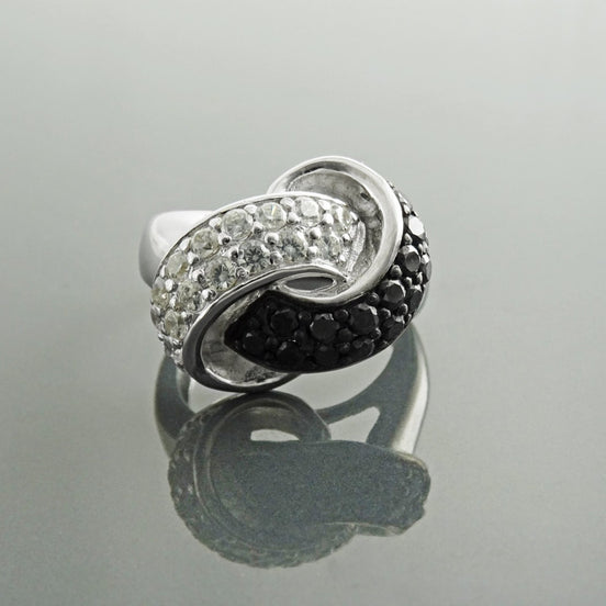 Knot Ring, Sterling Silver, Black & White Color (CZ) Stones, Node Ribbon Ring, Gift for her, Bold Jewelry for woman, Modern Infinity Design