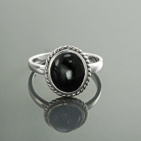 Round Black Antique Ring, Sterling Silver, Natural Onyx Gemstone, Rope Ring, Boho Hipster Ring, Round Stone Ring, Midi Ring, Vintage Ring