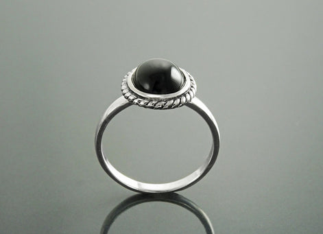 Round Black Antique Ring, Sterling Silver, Natural Onyx Gemstone, Rope Ring, Boho Hipster Ring, Round Stone Ring, Midi Ring, Vintage Ring