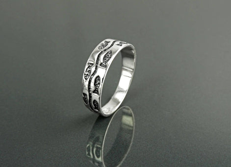 Fish Band Ring, Sterling Silver, Beach Ring, Sea Life Ocean world, Nautical Gift, Fishes, School of Fish, oceanic marine aquatic jewelry