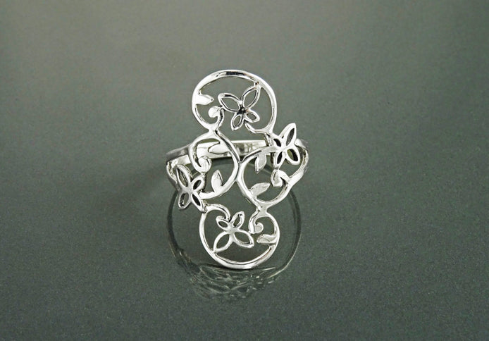 Butterfly Ring, Sterling Silver, Dainty Flying Butterflies Ring, Filigree Ring, Elegant Wide Ring, Nature Jewelry, Open Work Lace Ring