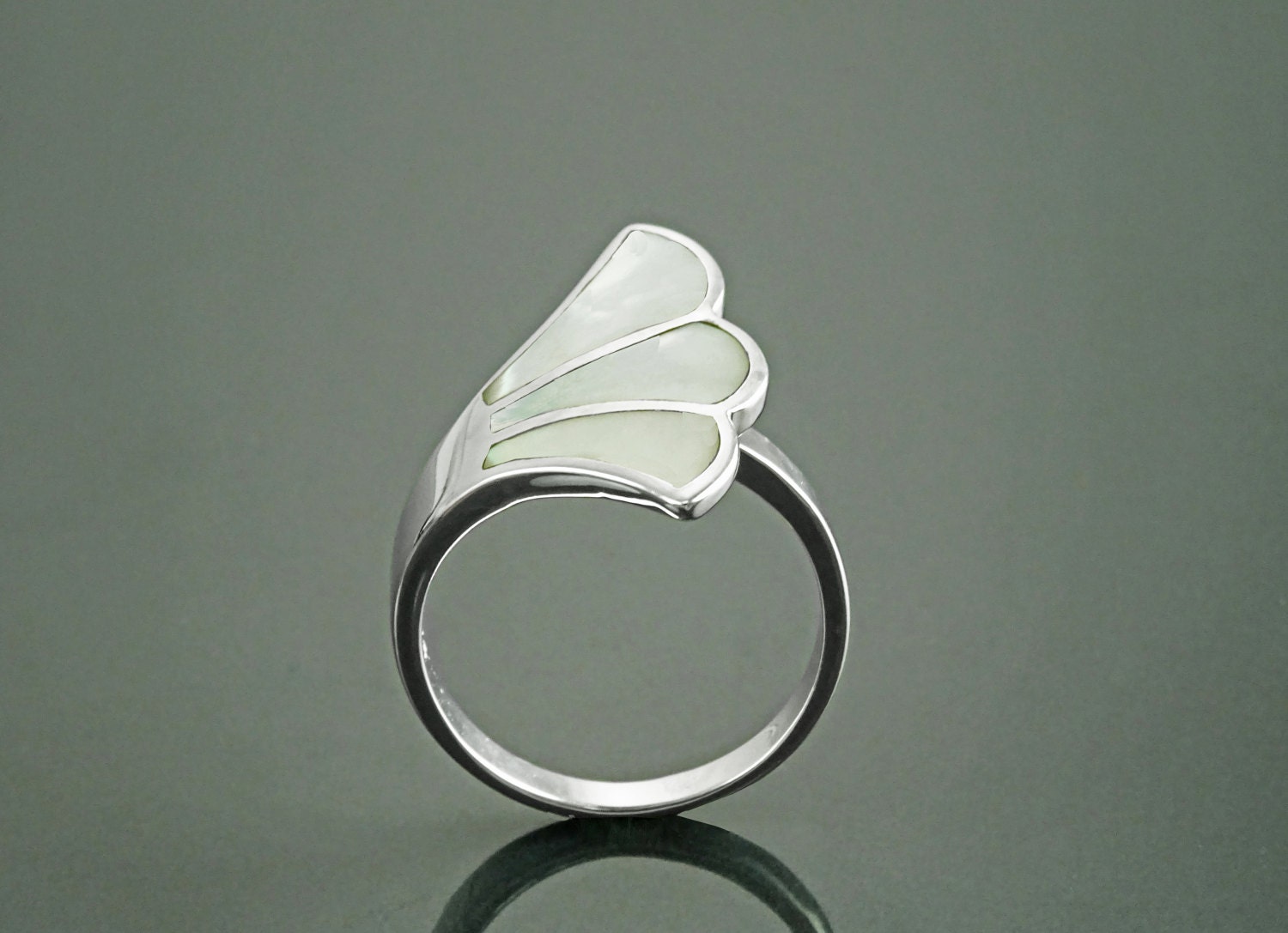 White Shell Ring, Sterling Silver, Flat Stone Ring, Genuine Mother of Pearl Shell Ring, Fanned Wave Wing, Unique Band Ring, Pearl Jewelry