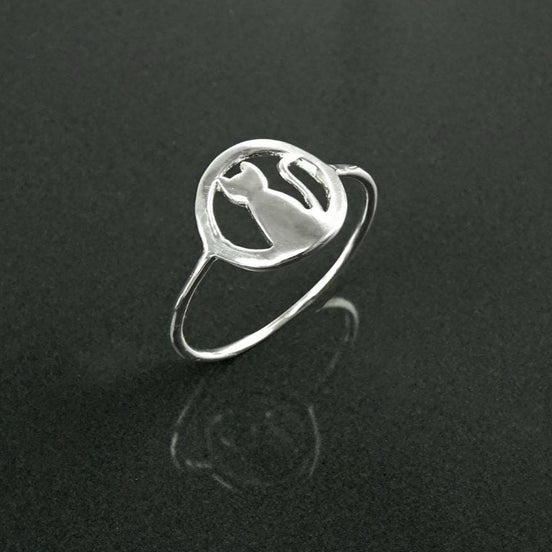 Cat Moon Ring, Sterling Silver, Sitting Cat with Moonlight Round Ring, Kitty Ring, Feline Ring, Pet Jewelry, Pussy Cat Ring, Kitten Ring