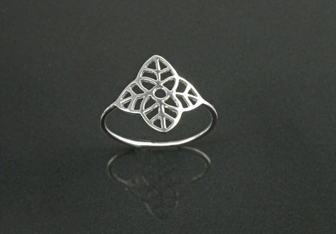 Leaf Sterling Silver Ring • Tree Leaf Nature Life Jewelry • Filigree Band