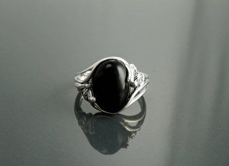Sterling Silver Onyx Leaf Ring, Boho Antique Rope Shank Band, Oval Black Gemstone
