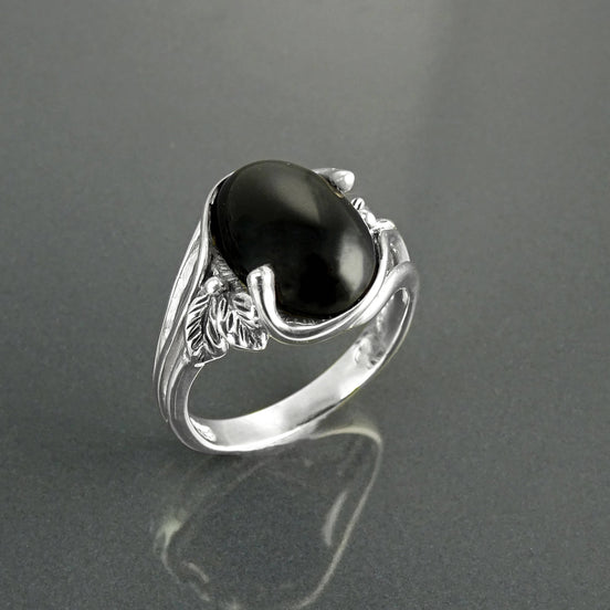 Sterling Silver Onyx Leaf Ring, Boho Antique Rope Shank Band, Oval Black Gemstone