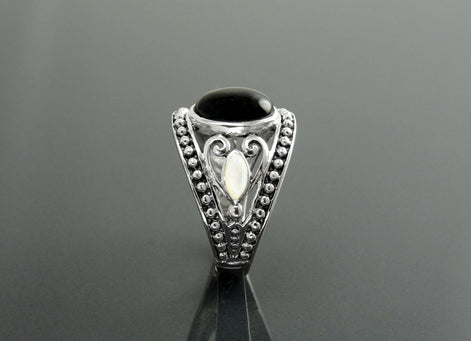 Vintage Sterling Silver Black Onyx Mother of Pearl Ring, Tribal Boho Style Jewelry