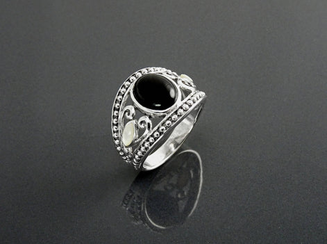 Vintage Sterling Silver Black Onyx Mother of Pearl Ring, Tribal Boho Style Jewelry
