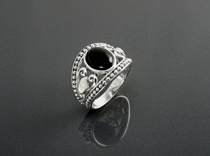 Vintage Sterling Silver Black Onyx Mother of Pearl Ring, Tribal Boho Style Jewelry