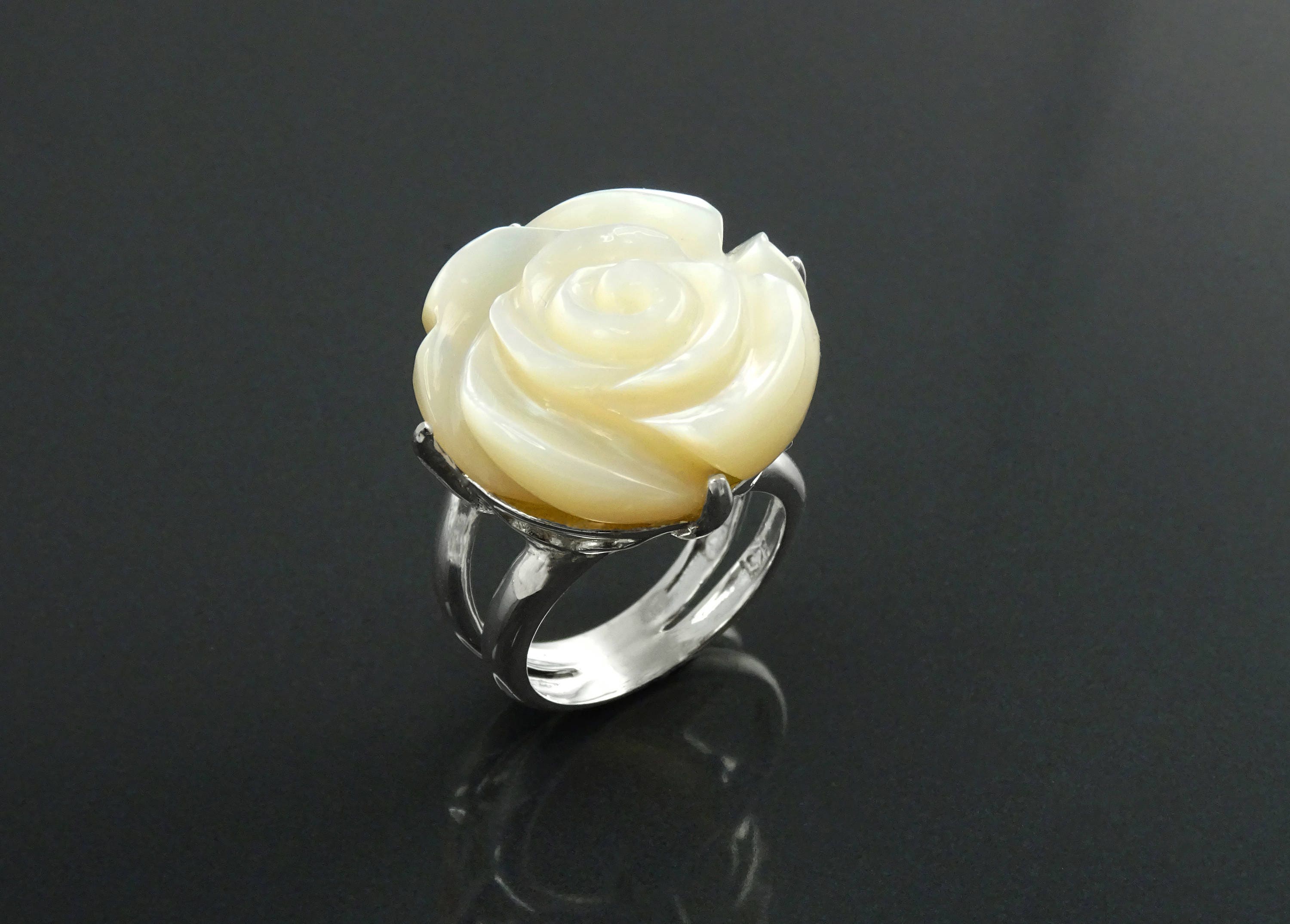 Rose Flower Ring, Sterling Silver, Hand Engraved stone, Mother of Pearl, Hand cut Rose Ring, Unique Floral Ring, Romantic Flower Ring, MOP
