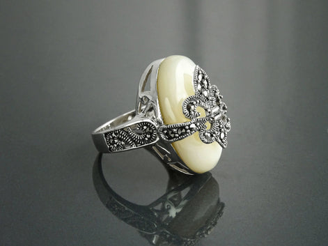 Sterling Silver Fleur de Lys Ring, Marcasite Mother of Pearl, French Vintage Jewelry