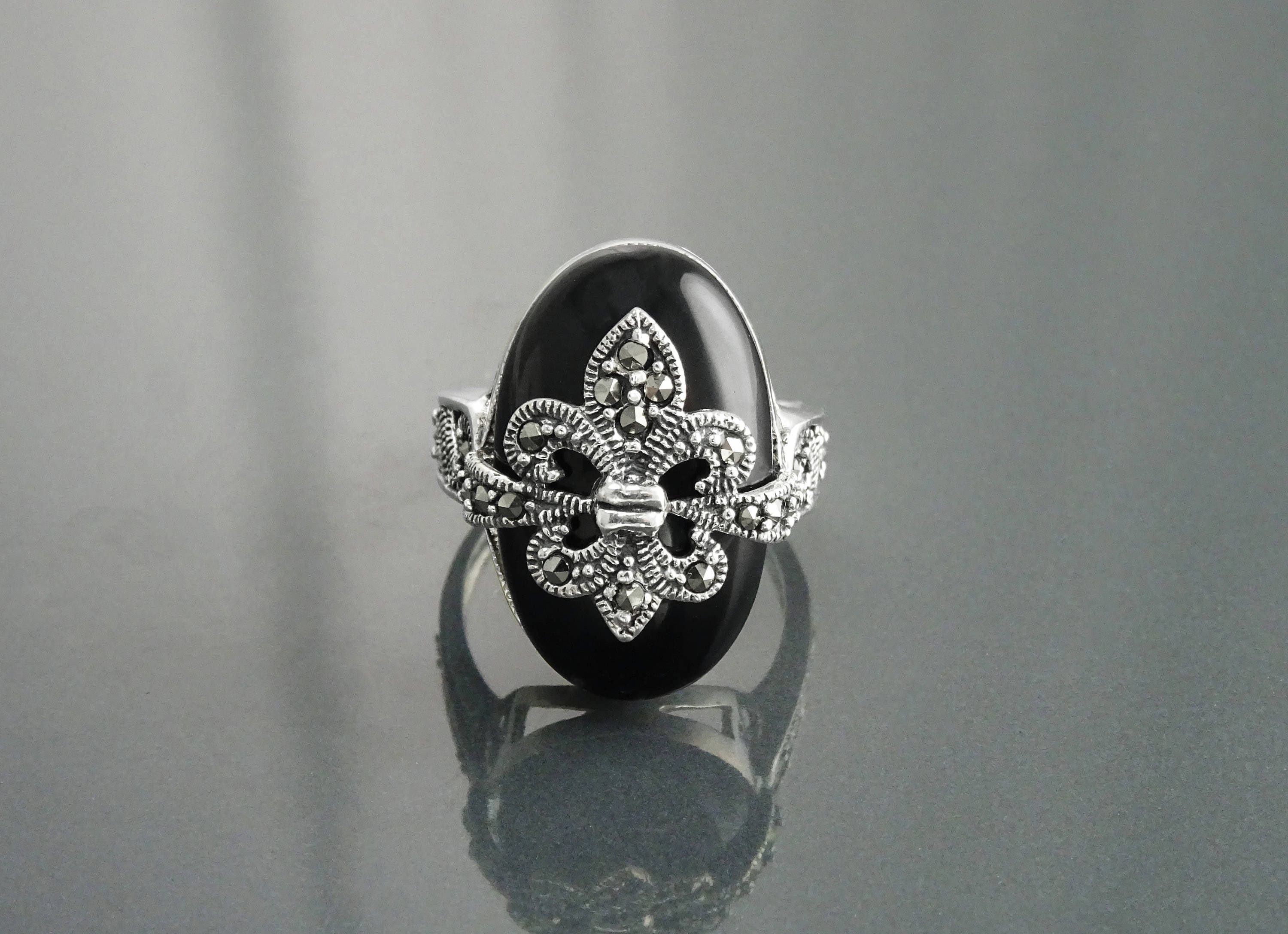 Fleur de Lys Ring, Silver 925, Marcasite Ring, Real Black Onyx, French Vintage Jewelry, Lis Petals Symbol of Purity, Innocence and Virginity