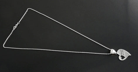 Sterling Silver Heart Necklace, French "Maman je t'aime" Pendant, Dainty Mom Charm Jewelry