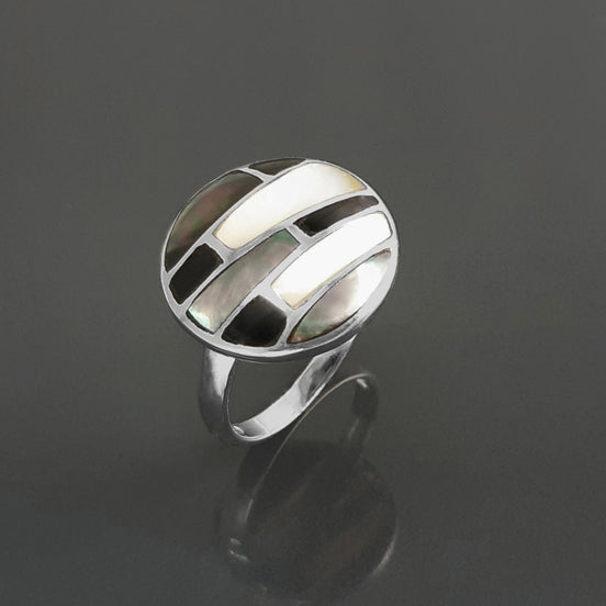 Round Shell Ring, Sterling Silver, White Mother of Pearl, Grey Paua with Onyx Stone, Horizontal Mosaic Stone, Geometric Ring, Woman Ring