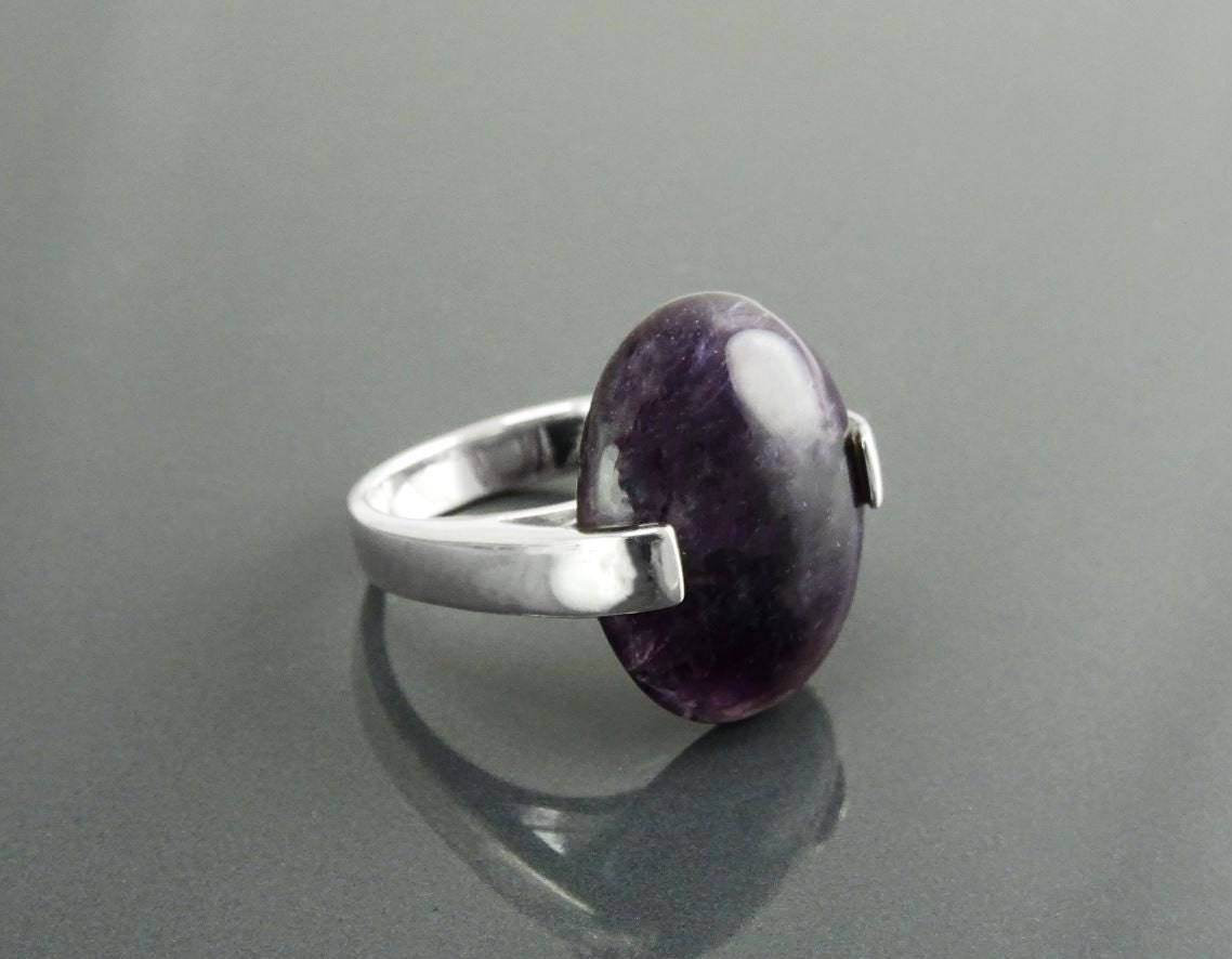 Genuine Amethyst Ring - Sterling Silver - Geometric Ring - Oval Shape - Designer Ring - Modern Ring - Minimalist Ring - Everyday - Purple