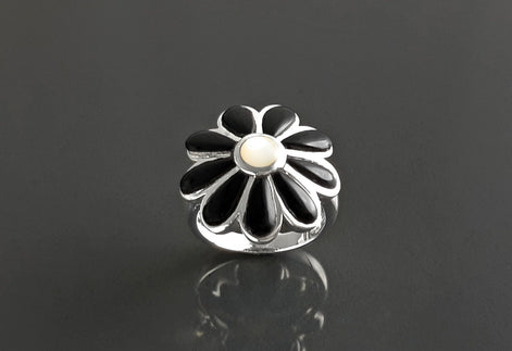 Sterling Silver Daisy Ring, White Mother of Pearl, Black Onyx Petals, Floral Band