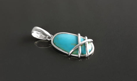Pendentif argent turquoise, pendentif argent 925, pierre turquoise de forme ovale, design filigrane moderne, bijou minimaliste en turquoise