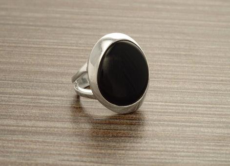 Black stone Ring, Sterling Silver, Genuine Black Onyx gemstone, unique modern shape design jewelry