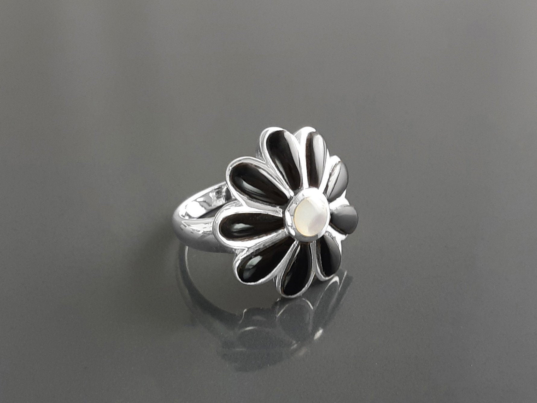 Sterling Silver Daisy Ring, White Mother of Pearl, Black Onyx Petals, Floral Band