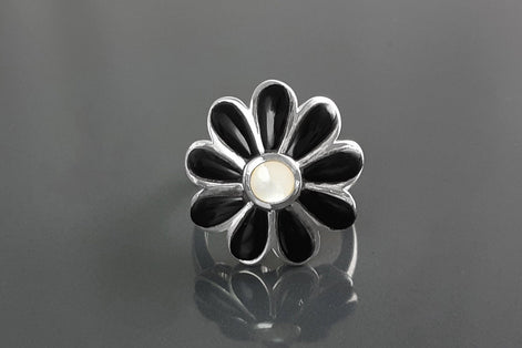 Sterling Silver Daisy Ring, White Mother of Pearl, Black Onyx Petals, Floral Band