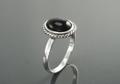 Round Black Antique Ring, Sterling Silver, Natural Onyx Gemstone, Rope Ring, Boho Hipster Ring, Round Stone Ring, Midi Ring, Vintage Ring