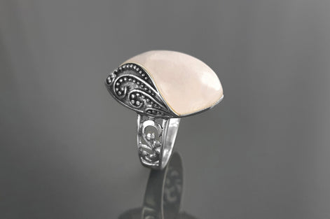 Antique Quartz Ring, Sterling Silver, NATURAL Rose Quartz, Pink Stone, Filigree Design, Almond Oval Ring, Quartz Birthstone Jewelry