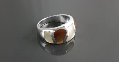 Beautiful MOP Wave Ring, Two Colors Shell Band Ring, Silver Ring, 925 Sterling Silver, Large Ring, Domed Silver Ring, Mother of Pearl.