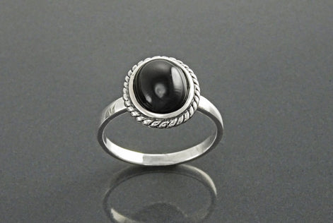 Round Black Antique Ring, Sterling Silver, Natural Onyx Gemstone, Rope Ring, Boho Hipster Ring, Round Stone Ring, Midi Ring, Vintage Ring
