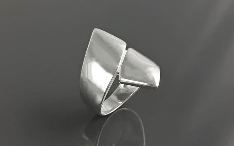 Sterling Bypass Ring, 925 Silver, Large Crossing Ring, Wrap Ring, Cross Ring, Modern Wide jewelry, Wrapping Band Ring