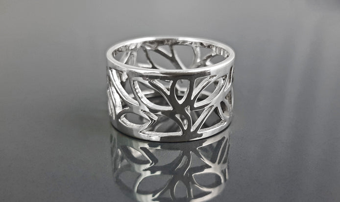 Sterling Silver Tree of Life Filigree Ring, Engraved Leaf Band Jewelry