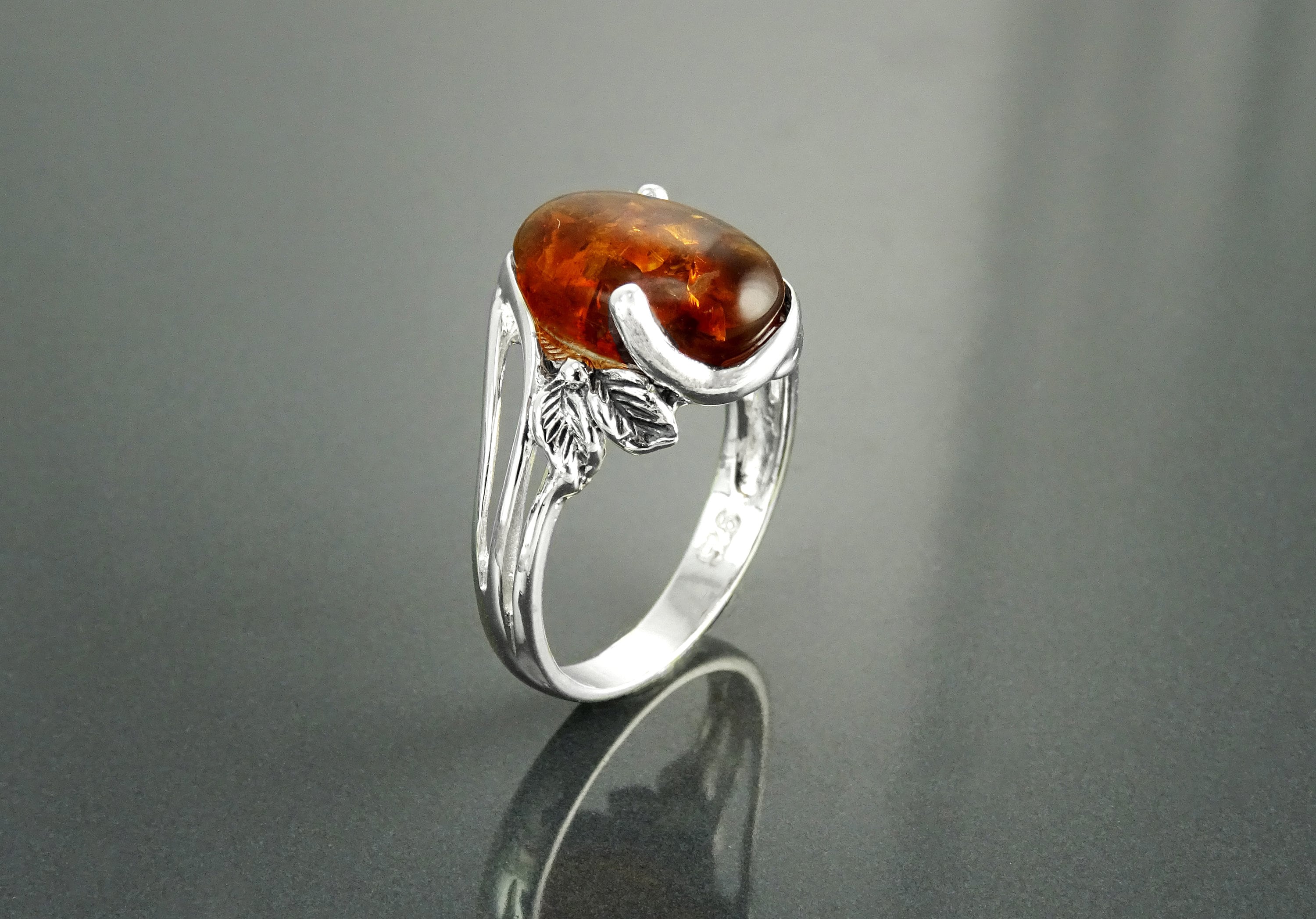 Genuine Amber Ring, Sterling Silver, Intricate Filigree Lace Ring, Horizontal Oval Shape Ring, Boho Gypsy Ring, Antique Vintage Jewelry