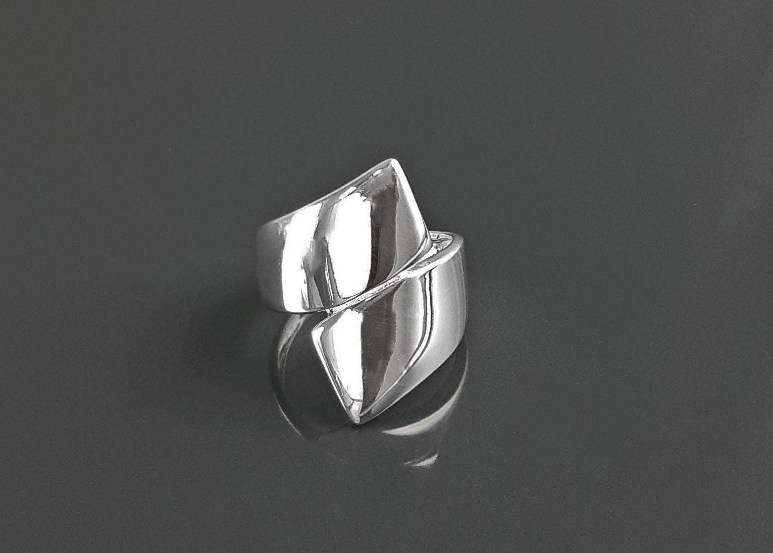 Sterling Bypass Ring, 925 Silver, Large Crossing Ring, Wrap Ring, Cross Ring, Modern Wide jewelry, Wrapping Band Ring