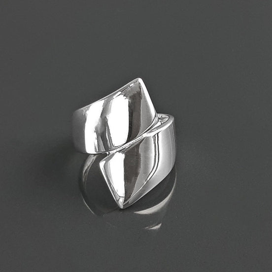 Sterling Bypass Ring, 925 Silver, Large Crossing Ring, Wrap Ring, Cross Ring, Modern Wide jewelry, Wrapping Band Ring