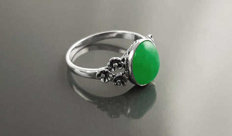 Jade ring, sterling silver, genuine Natural green jade oval stone, dainty small green gemstone jewelry, comfortable vintage style