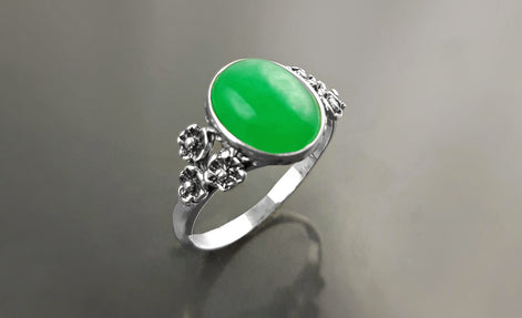 Jade ring, sterling silver, genuine Natural green jade oval stone, dainty small green gemstone jewelry, comfortable vintage style