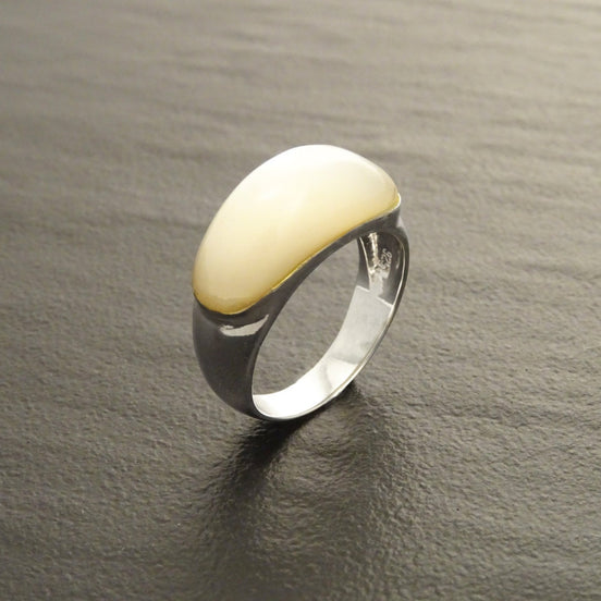 White Stone Ring, Sterling Silver, Mother of Pearl Shell, Domed Stone Ring, Dome Ring, Horizontal Ring, Woman Modern Jewelry