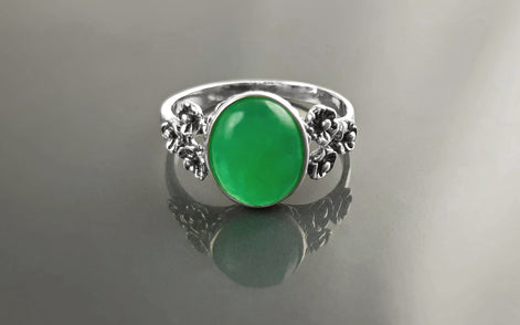 Jade ring, sterling silver, genuine Natural green jade oval stone, dainty small green gemstone jewelry, comfortable vintage style