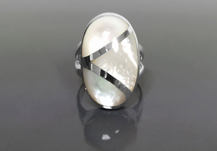 White Oval Ring, Sterling Silver, Genuine Mother of Pearl Shell, Oval Modern Design Ring, Original Geometric Stone Ring