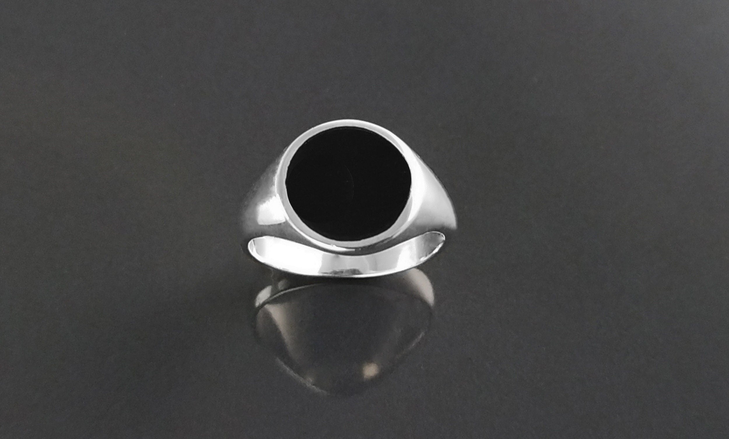Sterling Silver Round Black Onyx Signet Ring, Unisex