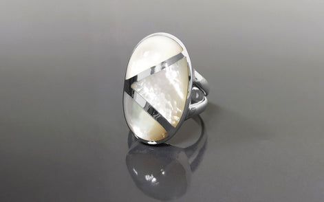 White Oval Ring, Sterling Silver, Genuine Mother of Pearl Shell, Oval Modern Design Ring, Original Geometric Stone Ring