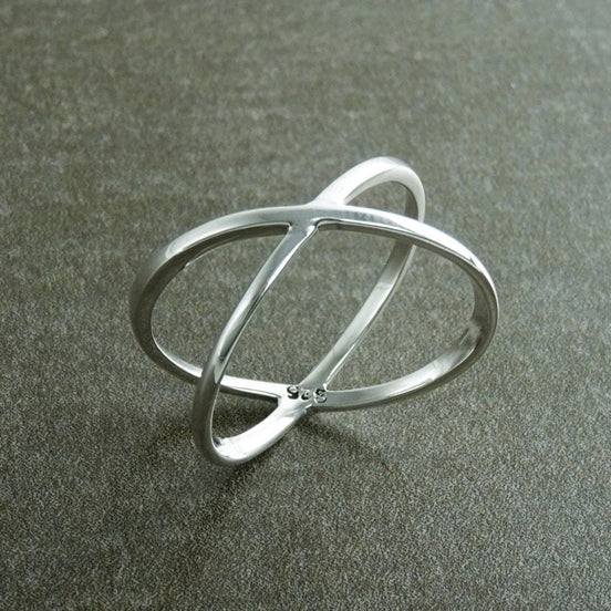 Criss Cross Ring, Silver X Ring, Cross Ring, Popular X Ring, X-Ring, criss-cross ring, silver ring, statement X ring, women, popular ring